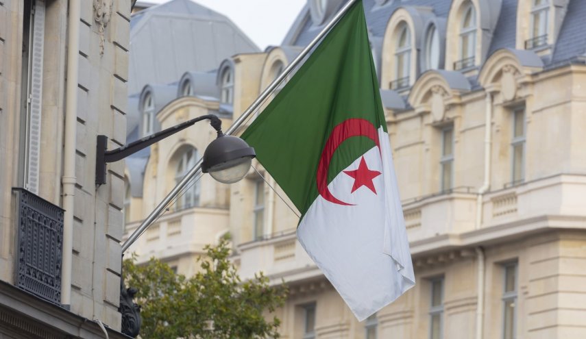 الجزائر تستعد للاستعراض العسكري 