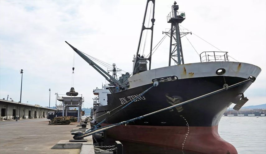 سلطات زابوروجيه تنفي احتجاز سفينة محملة بالحبوب في تركيا