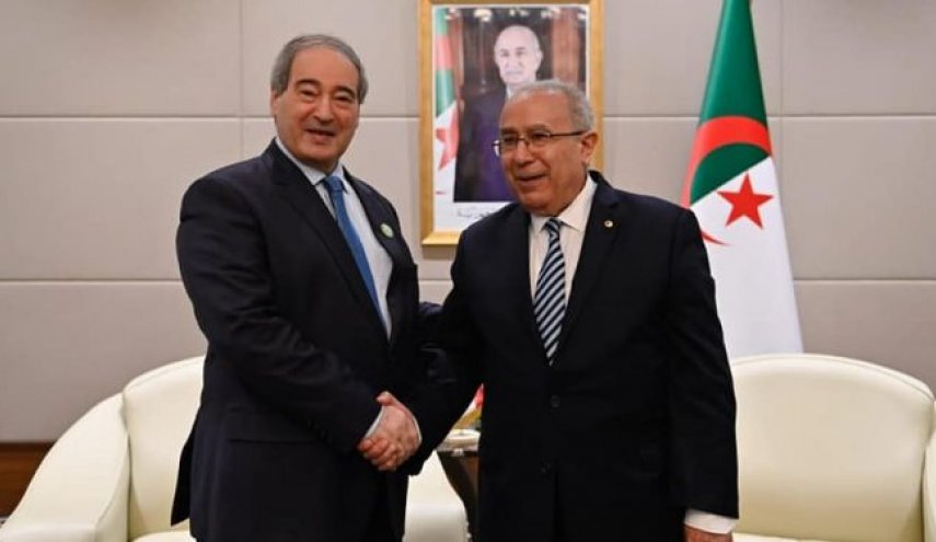  لعمامرة والمقداد يؤكدان تعزيز العلاقات بين الجزائر وسوريا