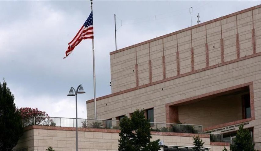 دوي صافرات الانذار في قاعدة التوحيد الثالثة بالسفارة الأمريكية في بغداد