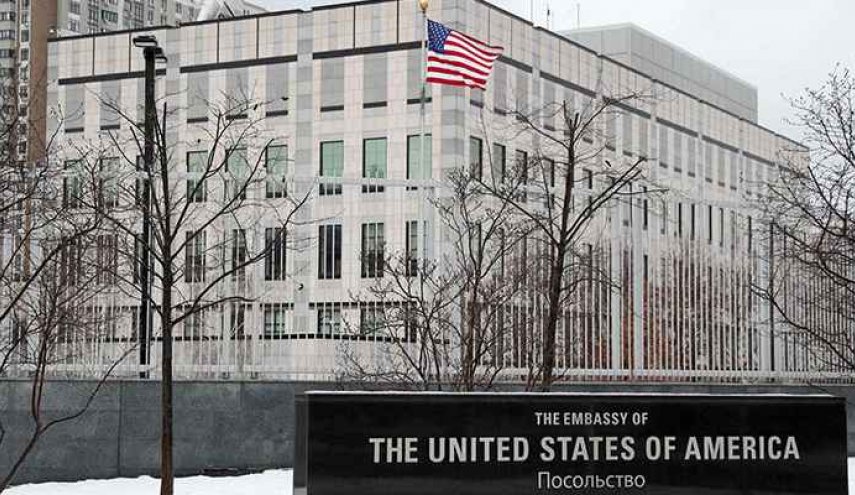 سفارة واشنطن في كييف تحث الأمريكيين على مغادرة أوكرانيا فورا