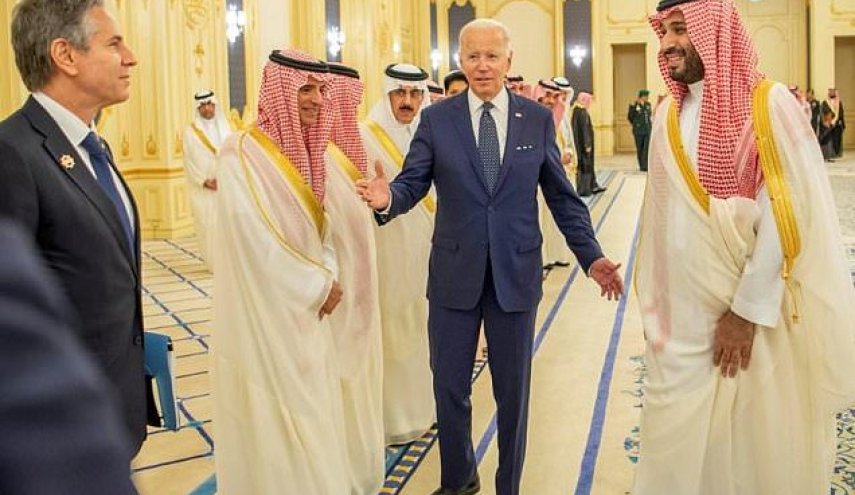 بایدن در اجلاس سران کشورهای عرب در پایان سفر خاورمیانه ای خود درباره نفت صحبت می‌کند
