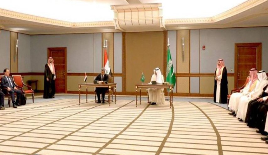 العراق والسعودية يوقعان اتفاقيتين للربط الكهربائي
