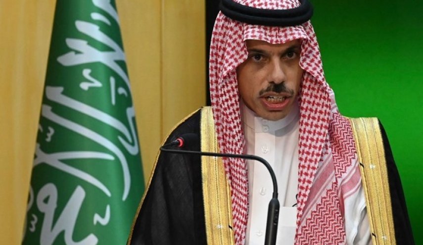 وزير سعودي يعلّق حول نوايا بلاده شراء صواريخ صينية