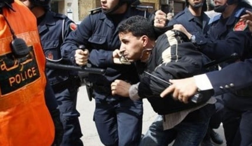 السلطات المغربية تقمع تظاهرة مُطالبة بعقد مؤتمر 