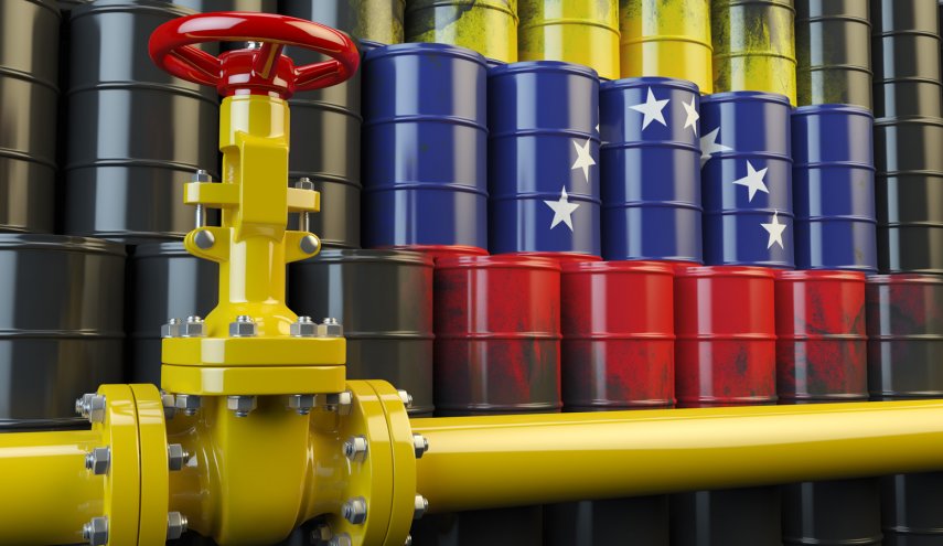 فنزويلا تتهم أمريكا بتنظيم أعمال تخريبية في المنشآت النفطية في البلاد