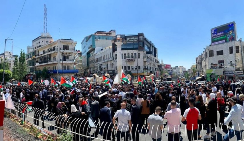 نقابة المحامين بالضفة الغربية تنظم احتجاجات ضد سياسات السلطة الفلسطينية