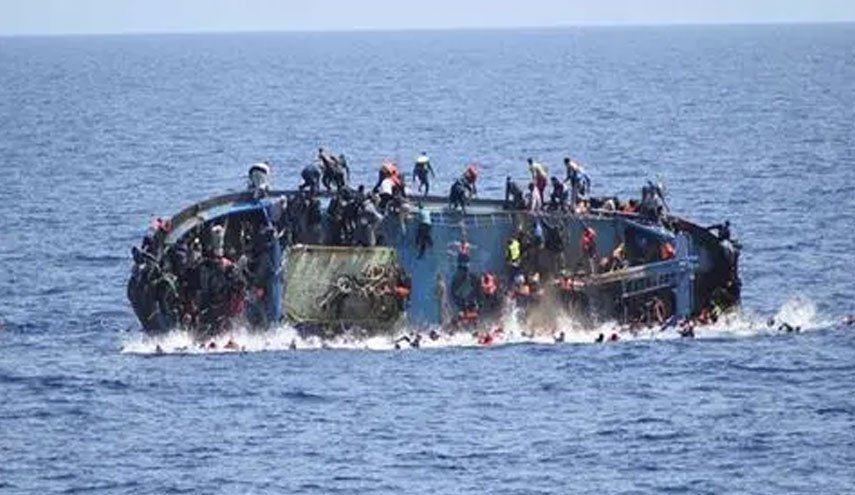 مصرع 17 مهاجراً بعد غرق زورقهم قبالة جزر الباهاما 