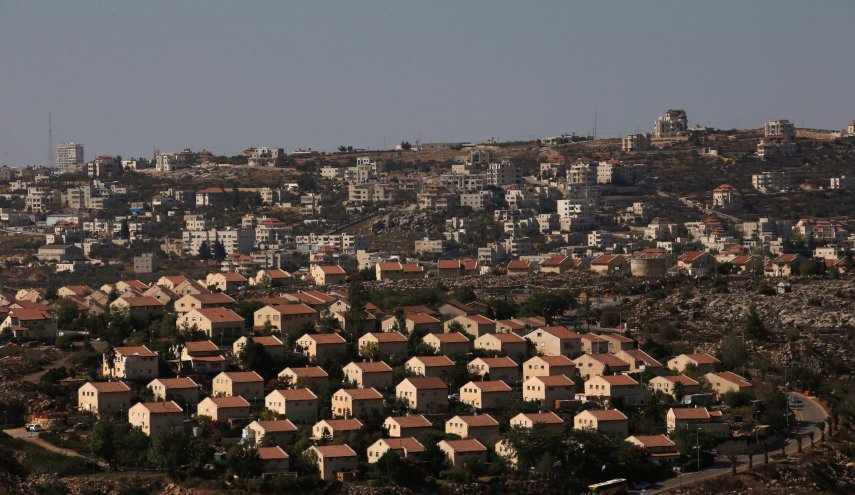  المحكمة العليا الصهيونية تسمح للمستوطنين بالبقاء في بؤرة استيطانية بالضفة