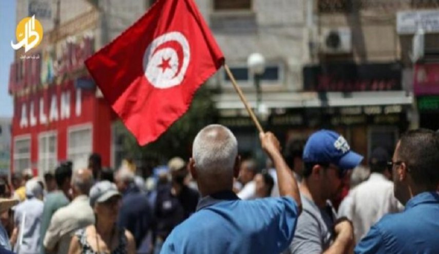 بعد انتهاء الاستفتاء على الدستور.. ما الخطوات السياسية المرتقبة في تونس؟