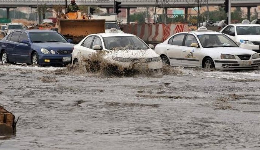 بارش‌های بی‌سابقه و سیل آسا در برخی کشورهای عرب حوزه خلیج فارس