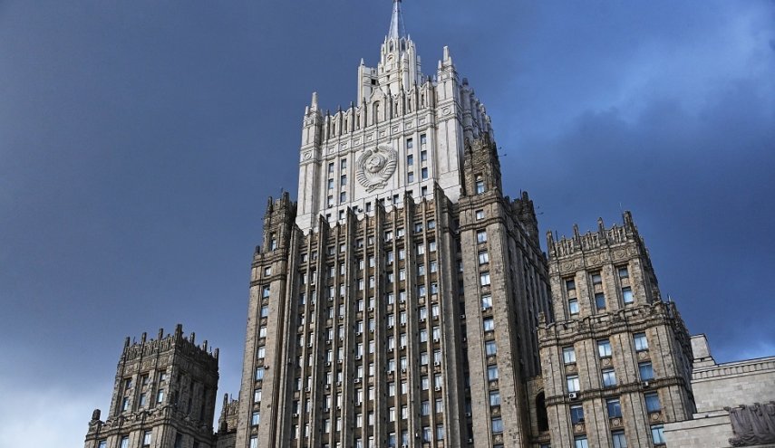 موسكو: دول في الناتو تؤيد تجنيد كييف للأجانب للقتال في دونباس