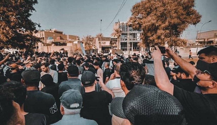 گزارش خبرنگار العالم از تظاهرات مردم عراق پشت دیوارهای منطقه سبز