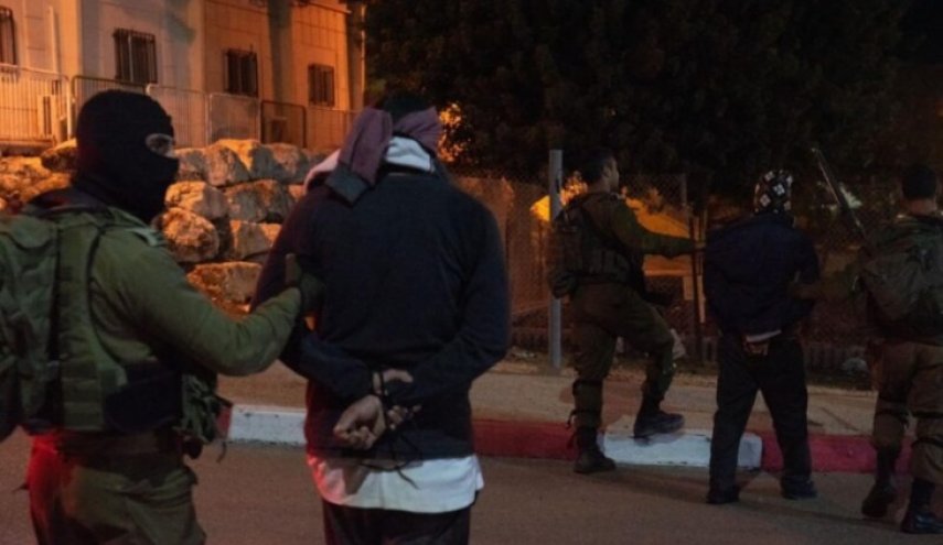 الاحتلال يشن حملة اعتقالات واسعة في الضفة والقدس