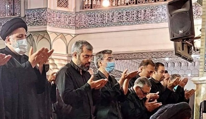 الرئيس الإيراني يشارك في مراسم عزاء يوم عاشوراء
