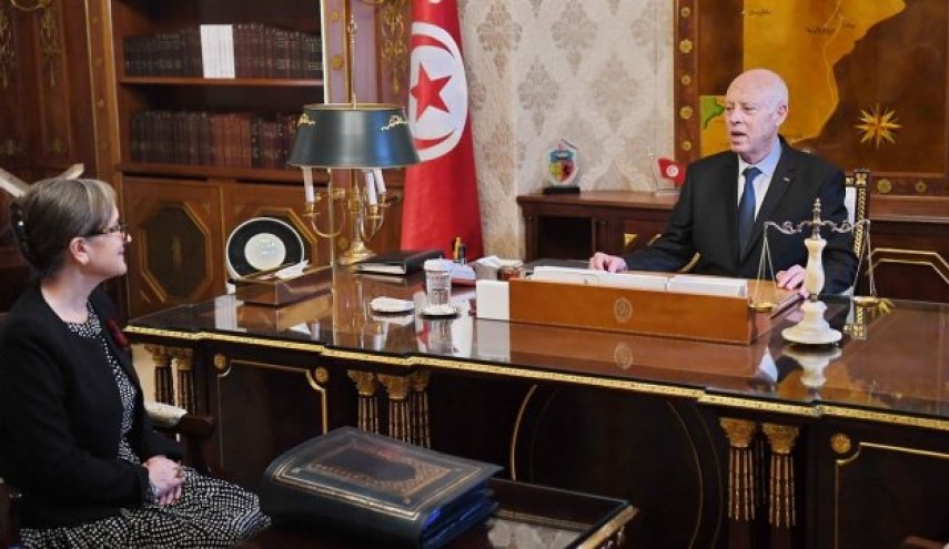 قيس سعيد يدعو التونسيين للمساهمة في تهيئة المدارس