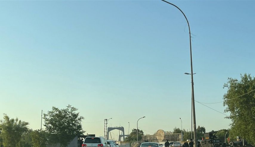 نیروهای امنیتی عراق ورودی پل معلق بغداد را بستند
