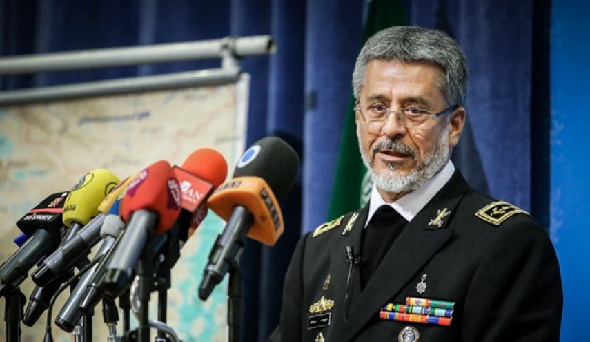 دریادار سیاری: هیچ کشوری بدون اجازه ایران در خلیج فارس حضور ندارد
