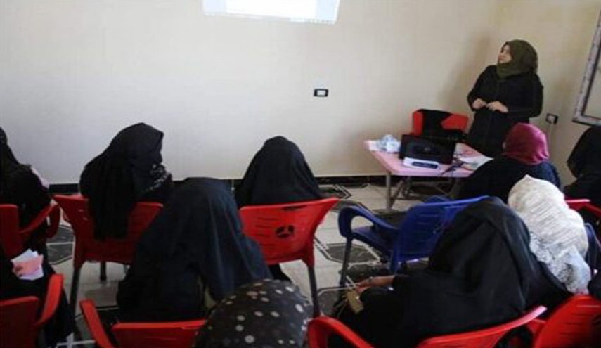 'تحرير الشام' تحرم الفتيات المتزوجات من التعليم في إدلب