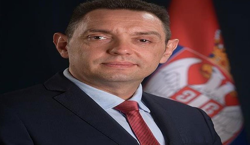 وزير الداخلية الصربي: لم نستسلم للهستيريا المعادية لروسيا
