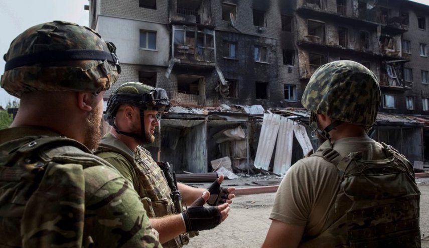 زلنسکی: حاکمیت اوکراین بر کریمه را بازمی‌گردانیم