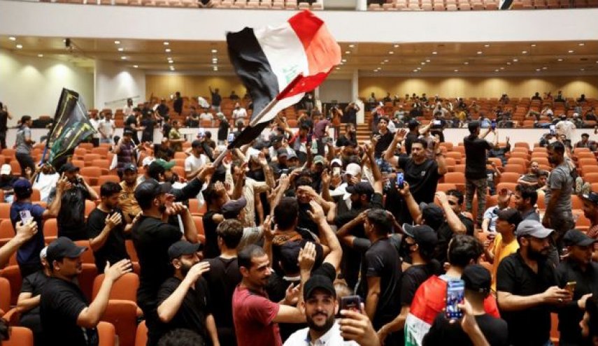  التيار الصدري يجدد مطالبته بحل البرلمان العراقي 