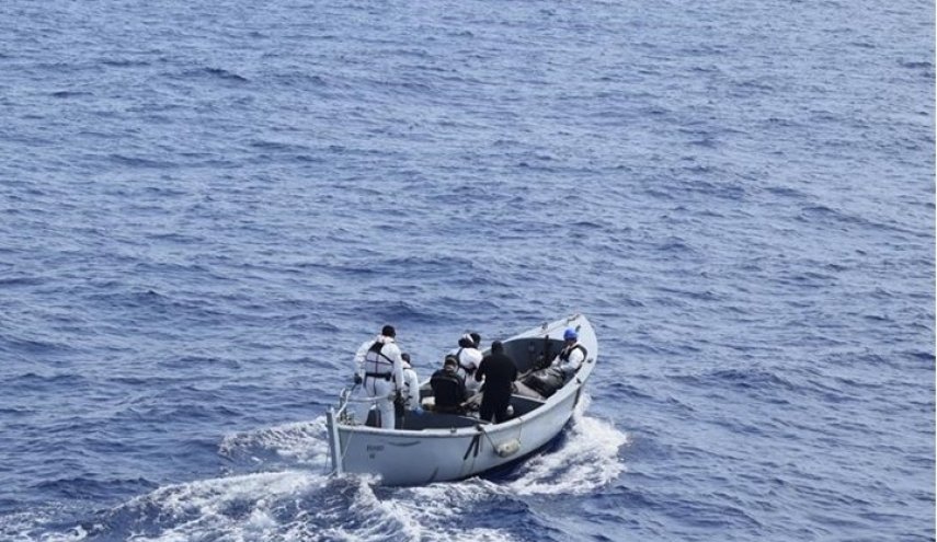 غرق مركب مهاجرين يحمل 27 مصريا قبالة سواحل ليبيا
