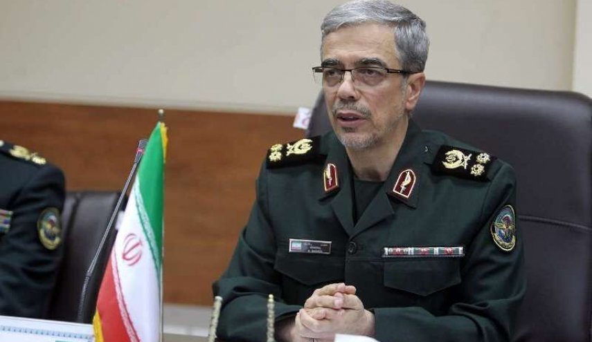 اللواء باقري: إيران لاتضع قيودا امام توسيع التعاون العسكري