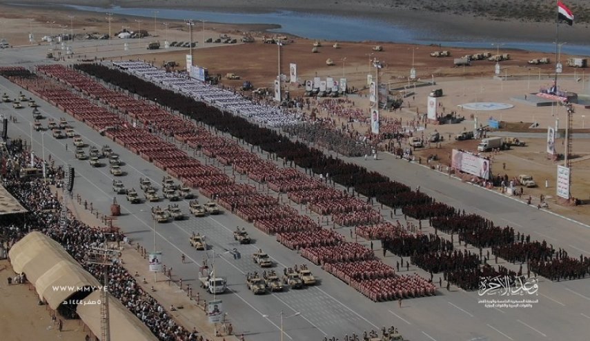  رزمایش بزرگ نیروی زمینی و دریایی ارتش یمن به روایت تصویر