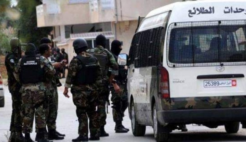إيقاف 6 عناصر داعمة للإرهابيين الثلاثة القتلى في تونس
