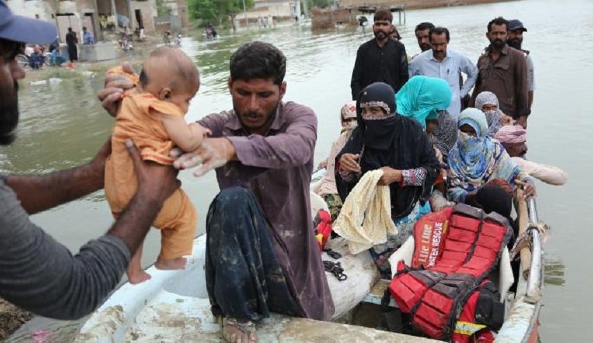 57 وفاة جديدة بفيضانات باكستان منهم 25 طفلا
