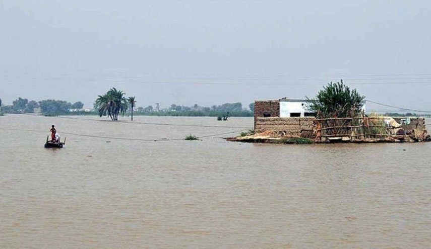 عدد قتلى فيضانات باكستان يتجاوز الـ1300