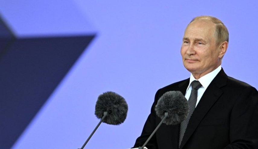 پوتین: تحریم‌های غرب روسیه را به ایران نزدیک‌تر می‌کند