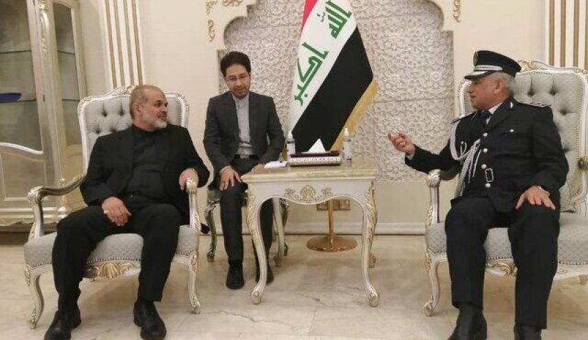وزیر کشور وارد عراق شد