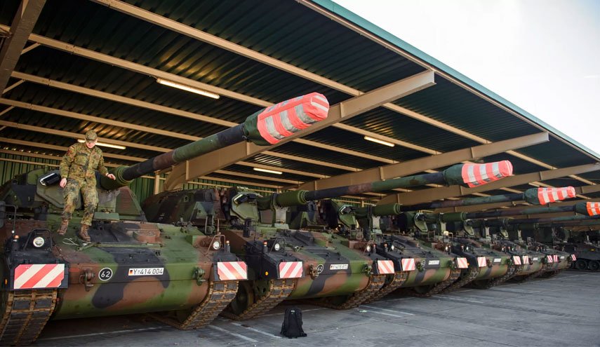 ألمانيا وبولندا تناقشان إنشاء مركز صيانة للأسلحة الأوكرانية
