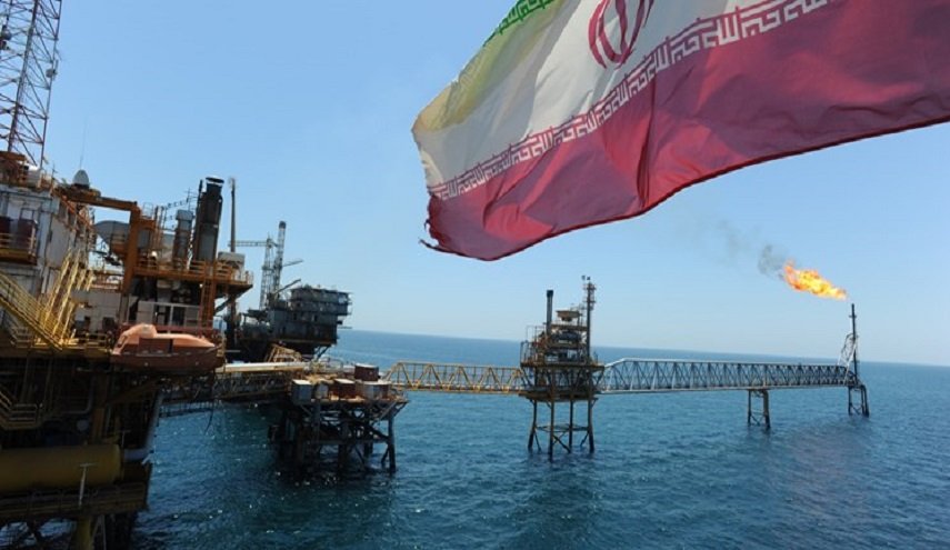 نحو 1.116 مليون برميل یومیا صادرات النفط الإيراني والمكثفات + إحصائيات
