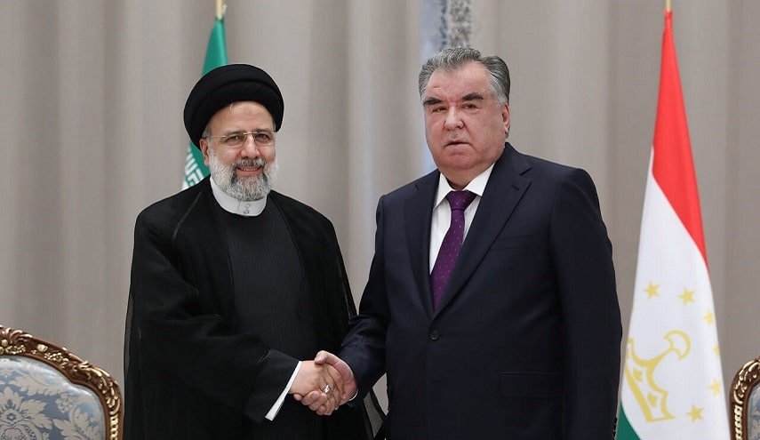 رئيسي: تطوير العلاقات مع آسيا الوسطى في سلم أولويات سياسة إيران الخارجية
