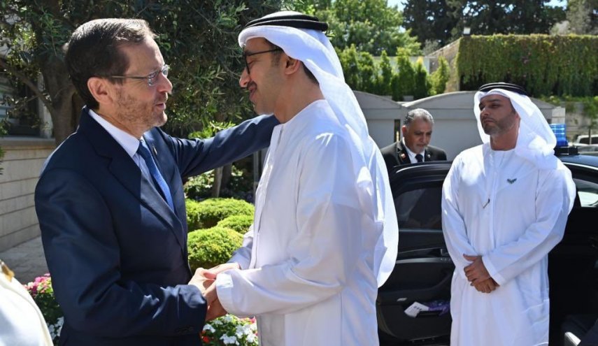 دیدار وزیر خارجه امارات با رئیس رژیم صهیونیستی