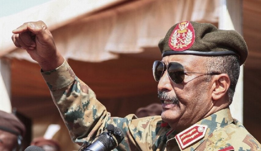 'البرهان' يؤكد التزام المؤسسة العسكرية التعاون مع كافة الأطراف السودانية
