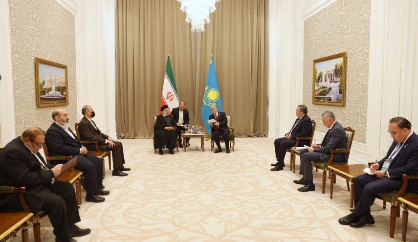 آية الله رئيسي: نعتزم تنفيذ الاتفاقات المبرمة مع كازاخستان