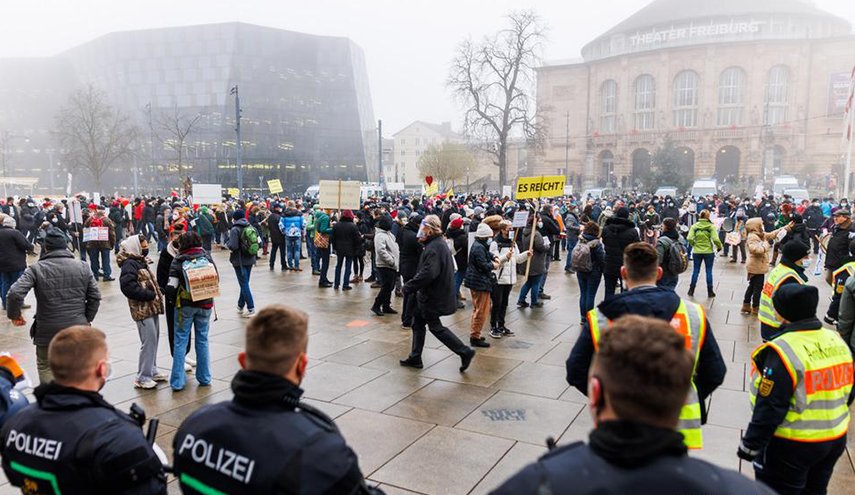 احتجاجات على الوضع الاقتصادي في فرنسا والمانيا 