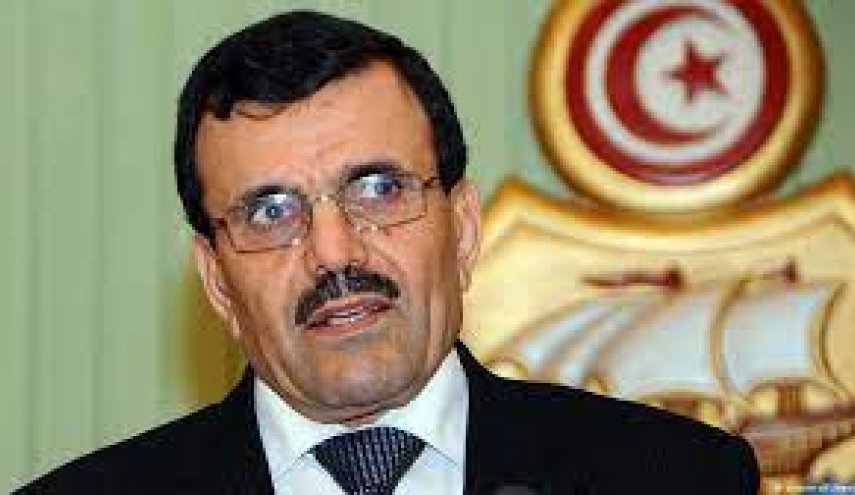 احتجاز رئيس وزراء تونس السابق بتهمة تسفير مسلحين لسوريا والعراق