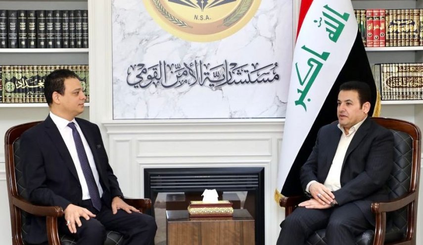الأعرجي والسفير المصري يناقشان آفاق التعاون لمكافحة الإرهاب