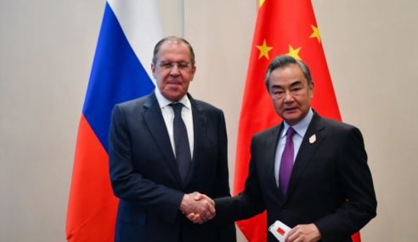 وزیر خارجه چین: پکن و مسکو باید نقش فعالی در حکمرانی جهانی ایفا کنند