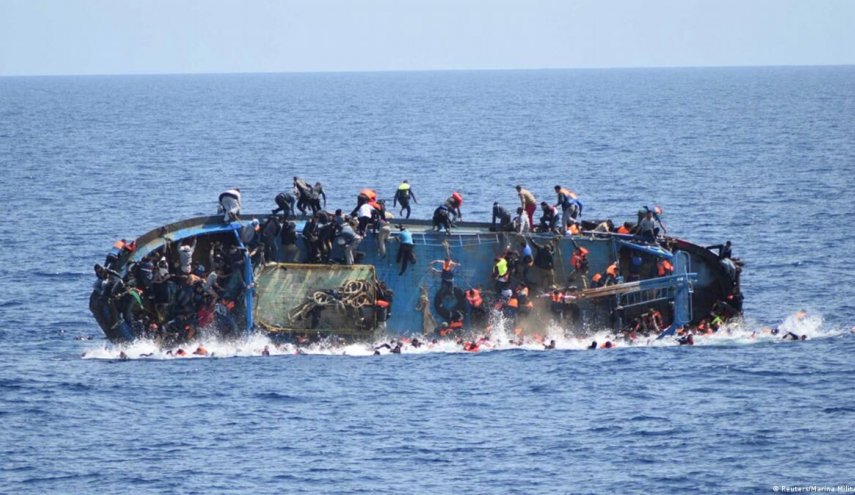 قربانی شدن 33 نفر بر اثر واژگون شدن یک قایق لبنانی