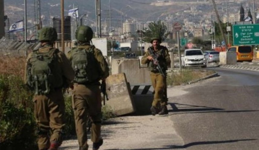 حماس: عملية الطعن في رام الله جرس إنذار جديد للاحتلال