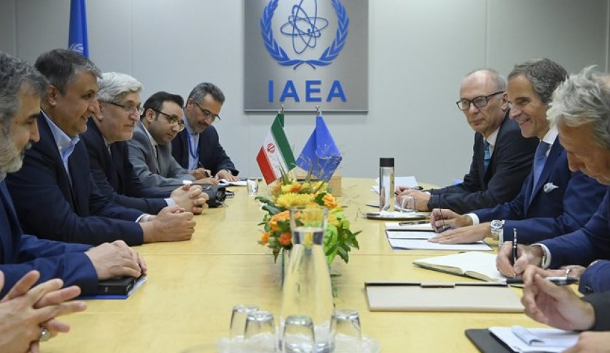 گروسی از شروع مجدد گفتگوهای آژانس اتمی با ایران خبر داد
