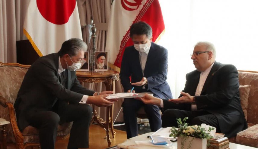 وزير نفط ايران يلتقى رؤساء كبار شركات النفط والغاز اليابانية في طوكيو