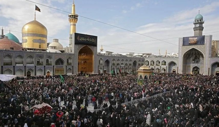 ملايين الزوار يحيون ذكرى استشهاد الإمام الرضا عليه السلام بمدينة مشهد المقدسة