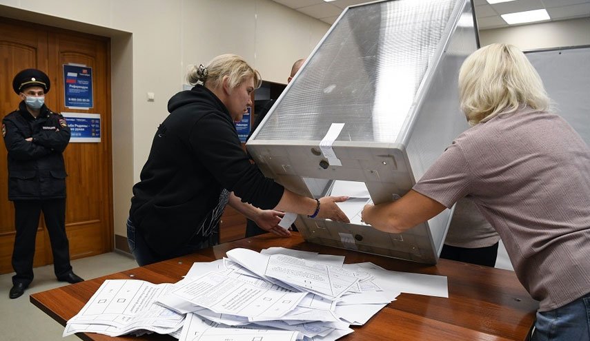 الإعلان عن النتائج الأولية لاستفتاءات الانضمام في دونباس والمناطق المحررة
